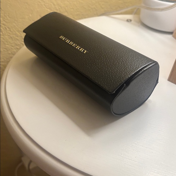 Burberry Black Leather Eyewear Case - Picture 4 of 4